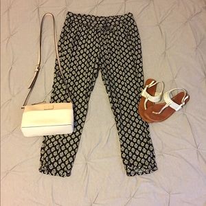 Old Navy floral pants